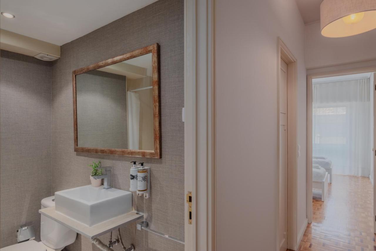 Sunny And Spacious House, 4bd 3bath Downtown